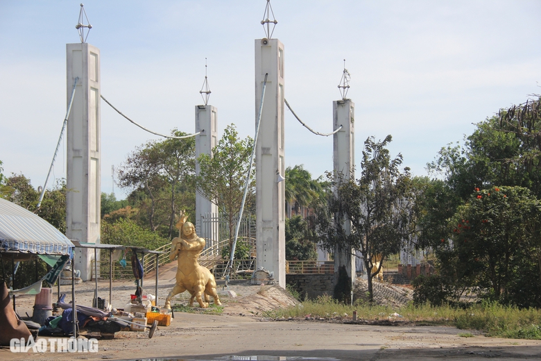 Cận cảnh khu du lịch bỏ hoang ở cửa ng&otilde; Phan Thiết- Ảnh 5.