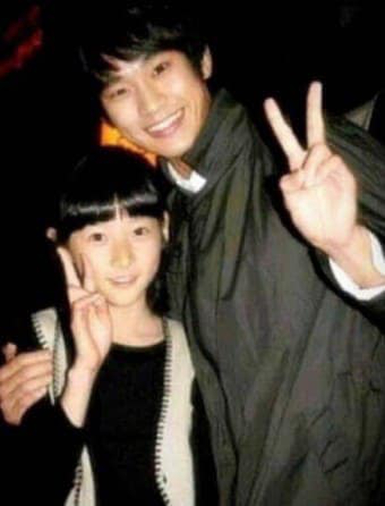 Livestream công bố thông tin gây sốc về chuyện hẹn hò của Kim Soo Hyun và Kim Sae Ron- Ảnh 11. Livestream công bố thông tin gây sốc về chuyện hẹn hò của Kim Soo Hyun và Kim Sae Ron- Ảnh 11.