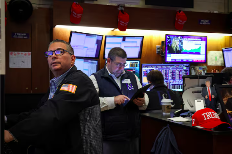 Thị trường chứng khoán Mỹ mất 4 nghìn tỷ USD từ khi ông Trump thúc đẩy áp đặt thuế quan- Ảnh 1. Thị trường chứng khoán Mỹ mất 4 nghìn tỷ USD từ khi ông Trump thúc đẩy áp đặt thuế quan- Ảnh 1.