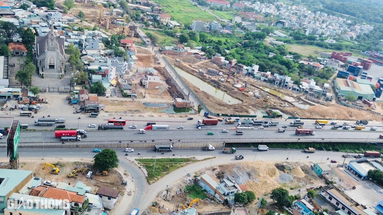 Ph&oacute; thủ tướng: Th&aacute;o gỡ nhanh vướng mắc mặt bằng, nguồn vật liệu dự &aacute;n V&agrave;nh đai 3 TP.HCM- Ảnh 2.