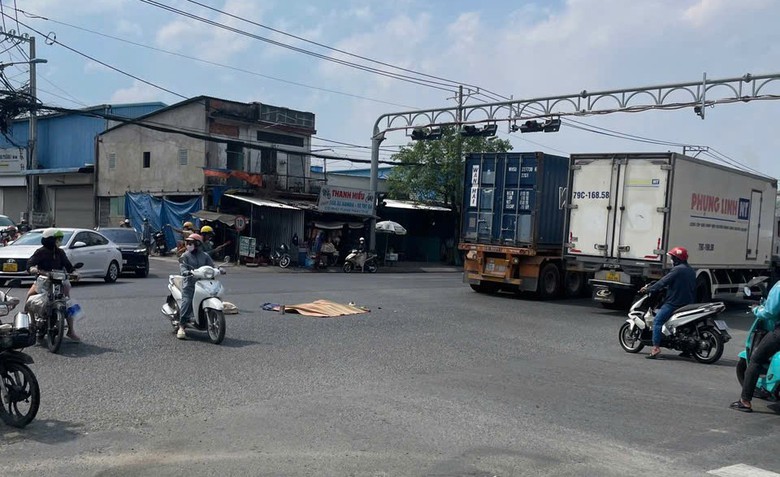 Gặp nạn tr&ecirc;n đường về nh&agrave;, nữ sinh đại học năm nhất tử vong thương t&acirc;m- Ảnh 1.