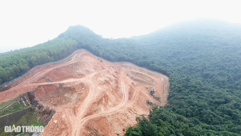 Hình hài hầm xuyên núi hơn 1.000 tỷ đồng qua Hà Tĩnh- Ảnh 2. Hình hài hầm xuyên núi hơn 1.000 tỷ đồng qua Hà Tĩnh- Ảnh 2.