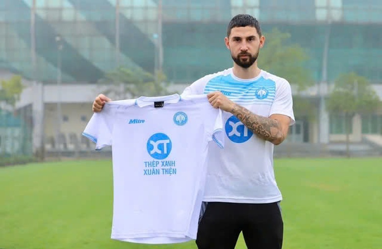 Nh&agrave; v&ocirc; địch V-League chi&ecirc;u mộ sao Việt kiều mới toanh- Ảnh 1.