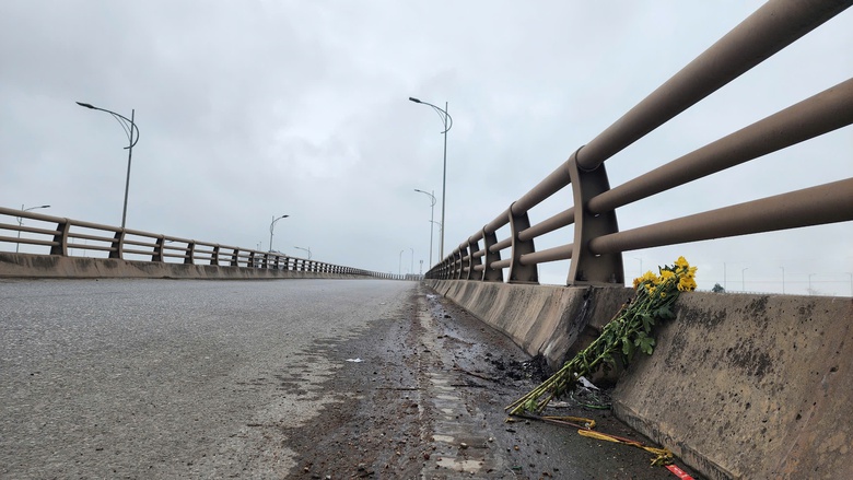 Bắc Ninh: Nguy cơ mất an to&agrave;n tr&ecirc;n cầu B&igrave;nh Than do hệ thống chiếu s&aacute;ng t&ecirc; liệt- Ảnh 9.