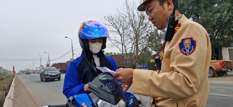 Quyết liệt xử l&yacute; vi phạm, TNGT tại Bắc Giang giảm s&acirc;u ở cả 3 ti&ecirc;u ch&iacute;- Ảnh 2.