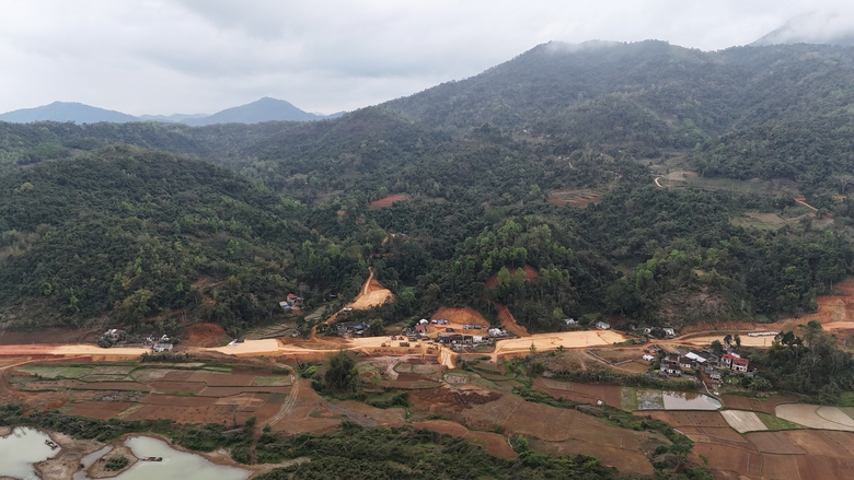 Chưa nhận bồi thường, h&agrave;ng chục hộ vẫn dỡ nh&agrave; phục vụ thi c&ocirc;ng cao tốc Đồng Đăng-Tr&agrave; Lĩnh- Ảnh 16.