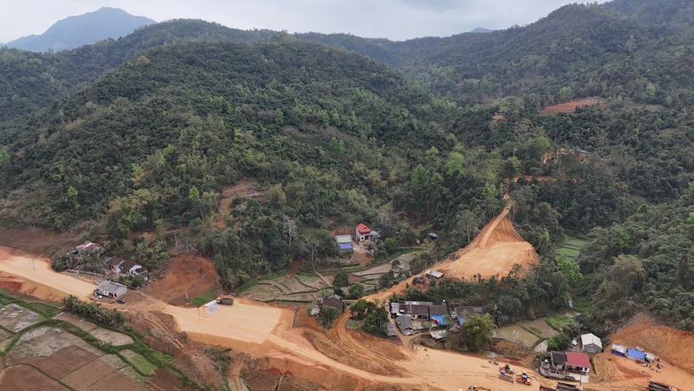 Chưa nhận bồi thường, h&agrave;ng chục hộ vẫn dỡ nh&agrave; phục vụ thi c&ocirc;ng cao tốc Đồng Đăng-Tr&agrave; Lĩnh- Ảnh 12.