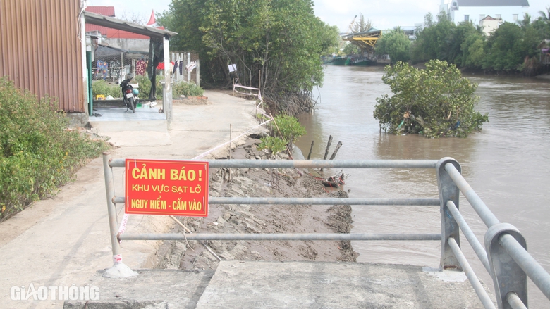 Bạc Li&ecirc;u: Sửa chữa tạm khu vực sạt lở gần cống Nh&agrave; M&aacute;t, chờ kinh ph&iacute;- Ảnh 1.