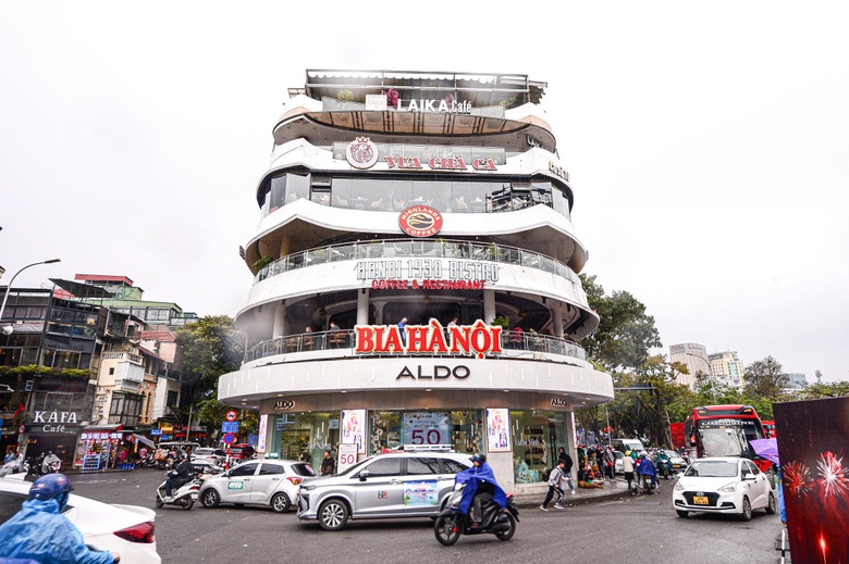 Hà Nội: Đề xuất phá dỡ tòa nhà "Hàm cá mập" trước 30/4- Ảnh 1. Hà Nội: Đề xuất phá dỡ tòa nhà "Hàm cá mập" trước 30/4- Ảnh 1.