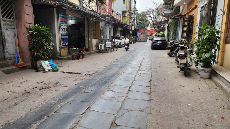 Con đường lát đá xanh gần 100 tuổi trong làng cổ ở Bắc Ninh hiện ra sao?- Ảnh 25. Con đường lát đá xanh gần 100 tuổi trong làng cổ ở Bắc Ninh hiện ra sao?- Ảnh 25.
