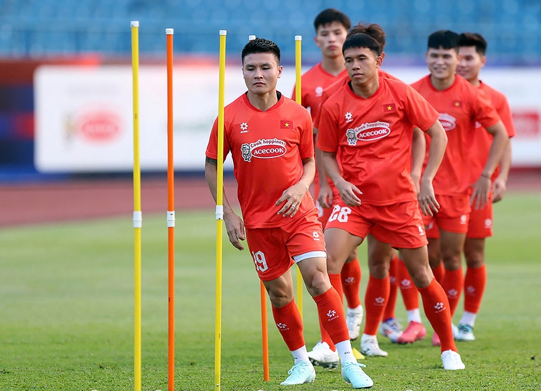 Tuyển Việt Nam chờ phép thử của HLV Kim Sang-sik- Ảnh 1. Tuyển Việt Nam chờ phép thử của HLV Kim Sang-sik- Ảnh 1.