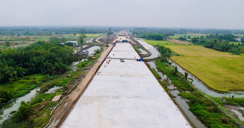 Cầu Nhơn Trạch đ&atilde; hợp long, sẵn s&agrave;ng th&ocirc;ng xe trước 30/4- Ảnh 1.