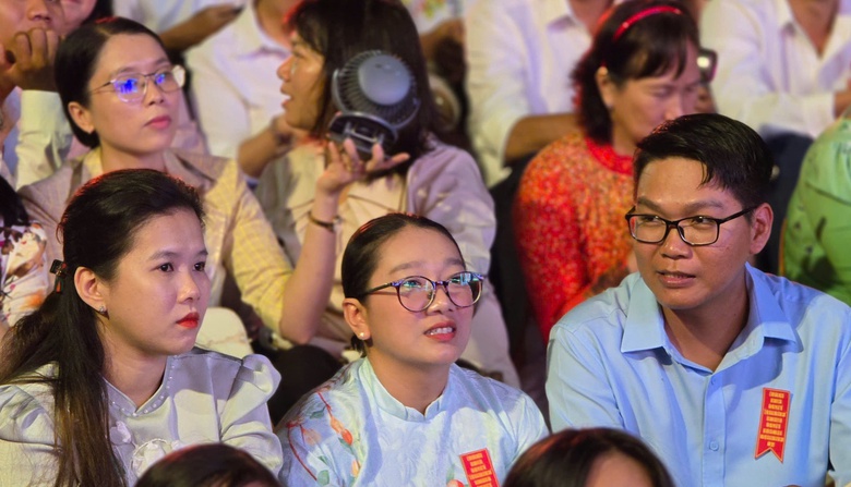 H&igrave;nh ảnh Lễ hội V&iacute;a B&agrave; Ch&uacute;a Xứ n&uacute;i Sam nhận bằng UNESCO- Ảnh 8.