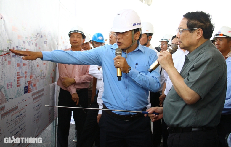 Thủ tướng: Cao tốc Bi&ecirc;n Ho&agrave; - Vũng T&agrave;u phải xong trước để kết nối s&acirc;n bay Long Th&agrave;nh- Ảnh 4.