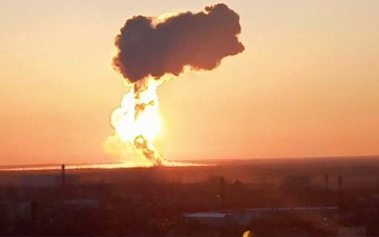 Ukraine tấn c&ocirc;ng căn cứ m&aacute;y bay n&eacute;m bom chiến lược của Nga, g&acirc;y nổ lớn