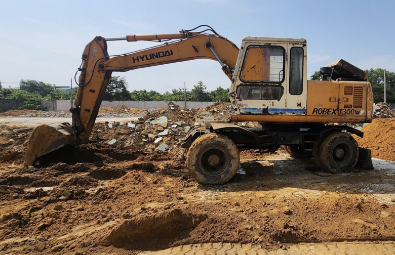 Đồng Nai: X&aacute;c minh, điều tra vụ khai th&aacute;c đất đ&aacute; tr&aacute;i ph&eacute;p ở Trảng D&agrave;i- Ảnh 1.