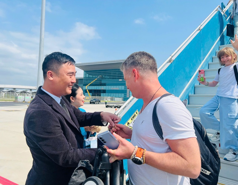 Khai trương đường bay thương mại Moscow - Cam Ranh- Ảnh 2. Khai trương đường bay thương mại Moscow - Cam Ranh- Ảnh 2.