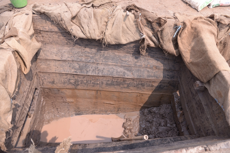 Nhiều hiện vật độc đáo trong 2 chiếc thuyền cổ ở Bắc Ninh vừa khai quật- Ảnh 10. Nhiều hiện vật độc đáo trong 2 chiếc thuyền cổ ở Bắc Ninh vừa khai quật- Ảnh 10.