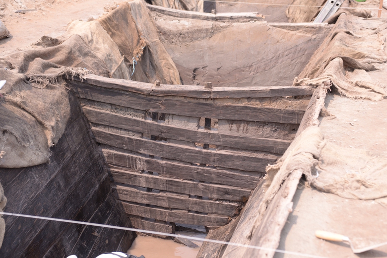 Nhiều hiện vật độc đáo trong 2 chiếc thuyền cổ ở Bắc Ninh vừa khai quật- Ảnh 3. Nhiều hiện vật độc đáo trong 2 chiếc thuyền cổ ở Bắc Ninh vừa khai quật- Ảnh 3.