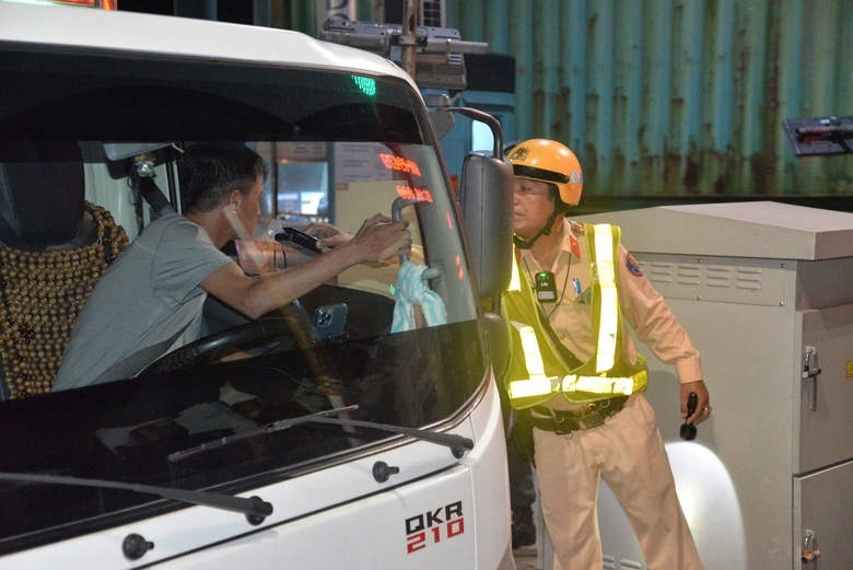 Gần 40.000 trường hợp vi phạm nồng độ cồn, ma t&uacute;y trong 3 th&aacute;ng tại TP.HCM- Ảnh 1.