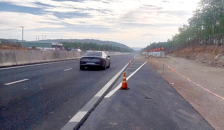 Chậm x&acirc;y trạm dừng nghỉ, kh&oacute; thu ph&iacute; cao tốc- Ảnh 2.