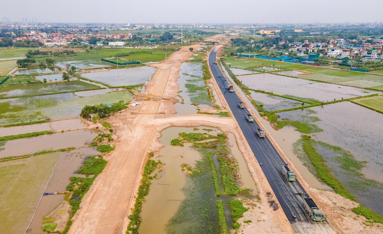 Hà Nội chỉ đạo "nóng", nỗ lực khởi công đường cao tốc Vành đai 4 vào ngày 19/5- Ảnh 1. Hà Nội chỉ đạo "nóng", nỗ lực khởi công đường cao tốc Vành đai 4 vào ngày 19/5- Ảnh 1.