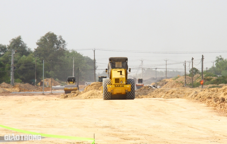 Một nh&agrave; thầu thi c&ocirc;ng V&agrave;nh đai 3 TP.HCM qua Đồng Nai bị ph&ecirc; b&igrave;nh- Ảnh 2.