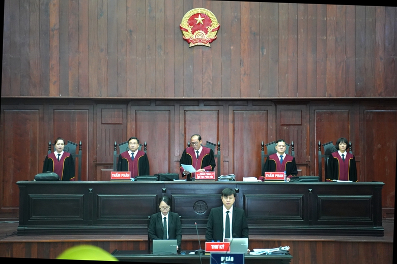 H&igrave;nh ảnh bị c&aacute;o Trương Mỹ Lan hầu t&ograve;a ph&uacute;c thẩm giai đoạn 2- Ảnh 4.