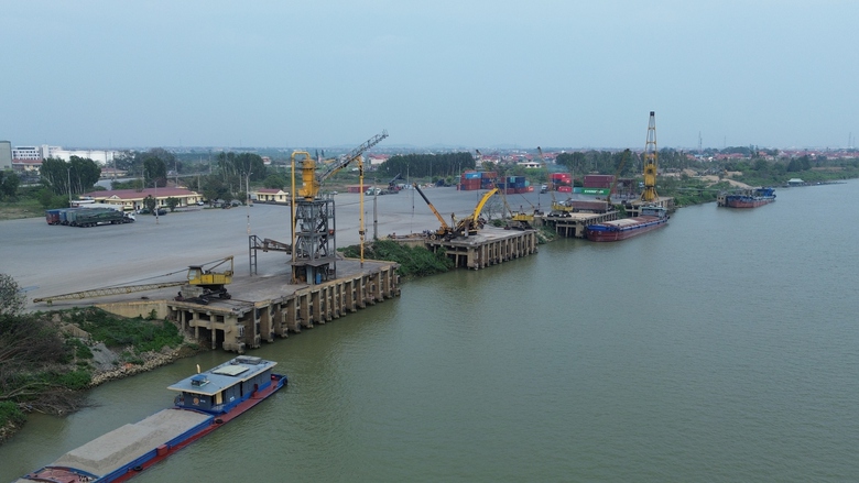 To&agrave;n cảnh cảng cạn hơn 8ha mới mở ở Bắc Ninh- Ảnh 1.