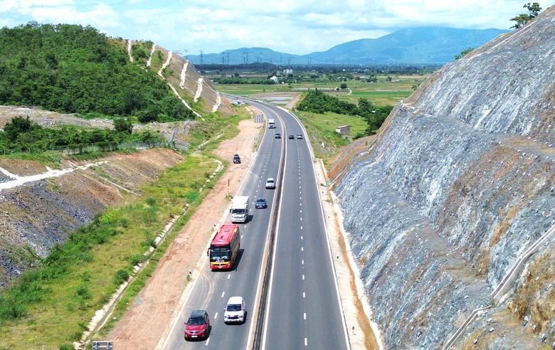 Bao giờ b&agrave;n giao mặt bằng trạm dừng nghỉ cao tốc Vĩnh Hảo - Phan Thiết?- Ảnh 3.