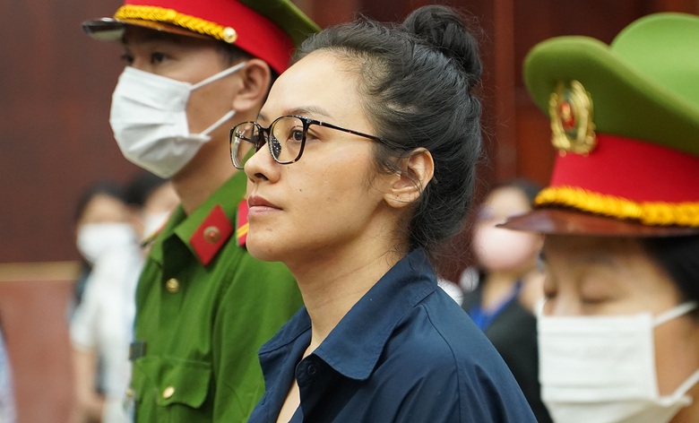 Ch&aacute;u g&aacute;i Trương Mỹ Lan xin t&ograve;a trả lại đồng hồ v&agrave; một số điện thoại- Ảnh 1.