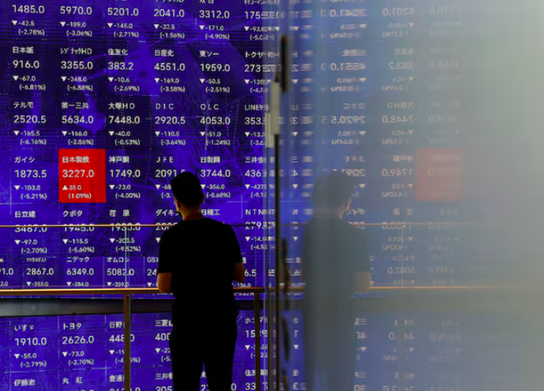 Chứng khoán châu Á lao dốc, vàng lập kỷ lục mới do thuế quan của Mỹ- Ảnh 1. Chứng khoán châu Á lao dốc, vàng lập kỷ lục mới do thuế quan của Mỹ- Ảnh 1.