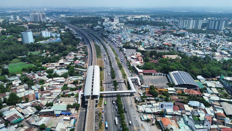Dự án mở rộng Xa lộ Hà Nội 15 năm chưa xong, giá đất leo thang, nguy cơ đội vốn?- Ảnh 3. Dự án mở rộng Xa lộ Hà Nội 15 năm chưa xong, giá đất leo thang, nguy cơ đội vốn?- Ảnh 3.