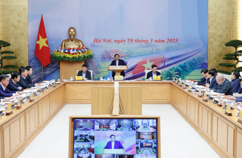 Thủ tướng: Đ&atilde; thấy h&igrave;nh h&agrave;i tuyến cao tốc từ Cao Bằng tới C&agrave; Mau- Ảnh 4.