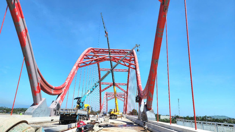 Th&ocirc;ng mặt bằng, nh&agrave; thầu tăng tốc thi c&ocirc;ng cầu 850 tỷ ở Quảng Ng&atilde;i- Ảnh 7.