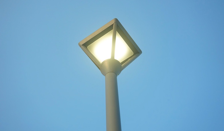 Ngắm vỉa hè đường ven sông ở Đà Nẵng có lối đi riêng cho xe đạp- Ảnh 11. Ngắm vỉa hè đường ven sông ở Đà Nẵng có lối đi riêng cho xe đạp- Ảnh 11.