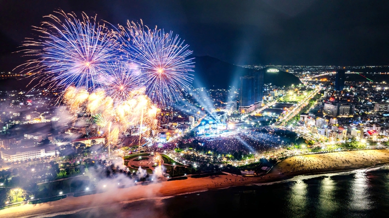 50 năm giải ph&oacute;ng B&igrave;nh Định: Ngời s&aacute;ng những chiến c&ocirc;ng vẻ vang- Ảnh 8.