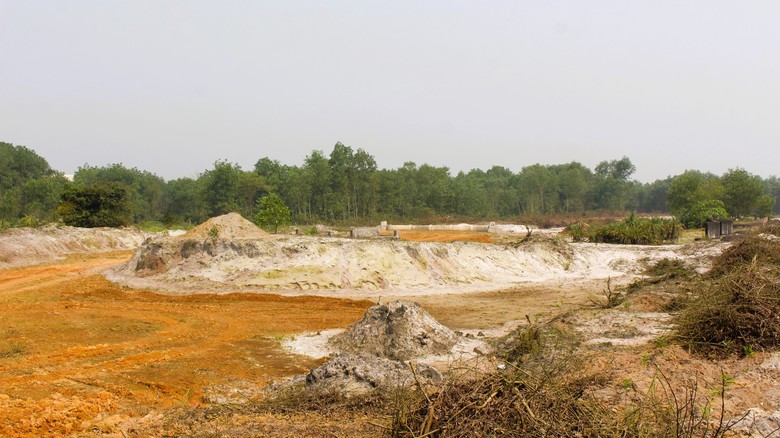 Gỡ vướng mặt bằng, đẩy nhanh thi c&ocirc;ng đường tr&aacute;nh TP Đ&ocirc;ng H&agrave;- Ảnh 4.