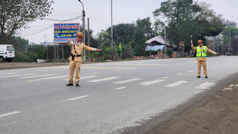 Vi phạm tốc độ, t&agrave;i xế viện l&yacute; do... kh&ocirc;ng nh&igrave;n thấy CSGT- Ảnh 19.