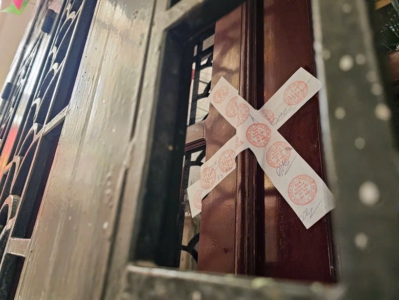 Hà Nội: Người dân sẽ phải tạm cư một tháng để khắc phục sự cố thi công ga ngầm metro- Ảnh 1. Hà Nội: Người dân sẽ phải tạm cư một tháng để khắc phục sự cố thi công ga ngầm metro- Ảnh 1.