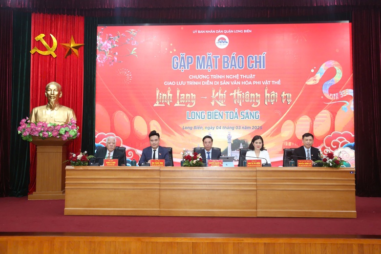 Sắp giao lưu tr&igrave;nh diễn di sản văn ho&aacute; phi vật thể c&aacute;c di t&iacute;ch ở Long Bi&ecirc;n- Ảnh 1.