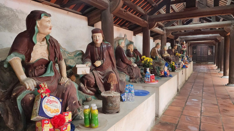 Kh&aacute;m ph&aacute; ng&ocirc;i ch&ugrave;a cổ nhất Việt Nam xuất hiện trong MV "Bắc Bling" của H&ograve;a Minzy- Ảnh 22.