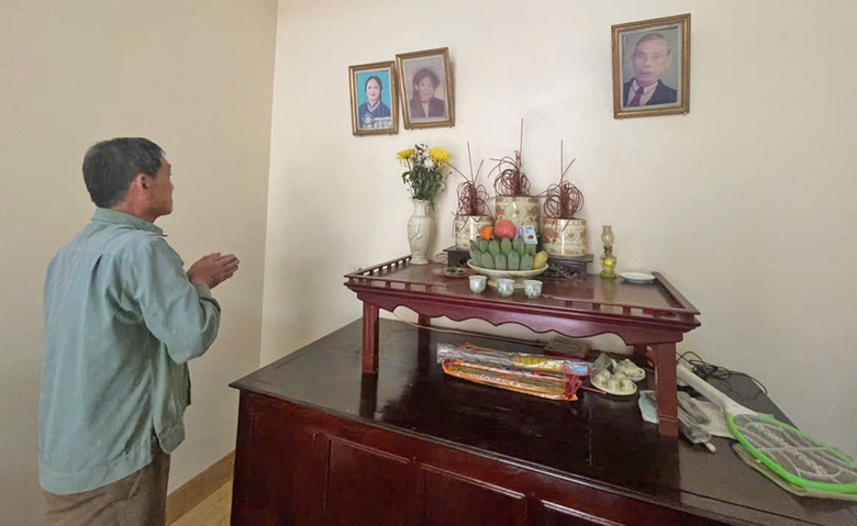 Thương binh gi&agrave; g&aacute;nh gồng nu&ocirc;i hai ch&aacute;u mồ c&ocirc;i- Ảnh 1.