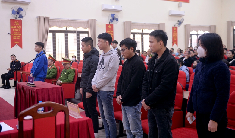 Lời xin lỗi muộn m&agrave;ng của nh&oacute;m &ldquo;thổi&rdquo; gi&aacute; đất 30 tỷ/m2- Ảnh 1.