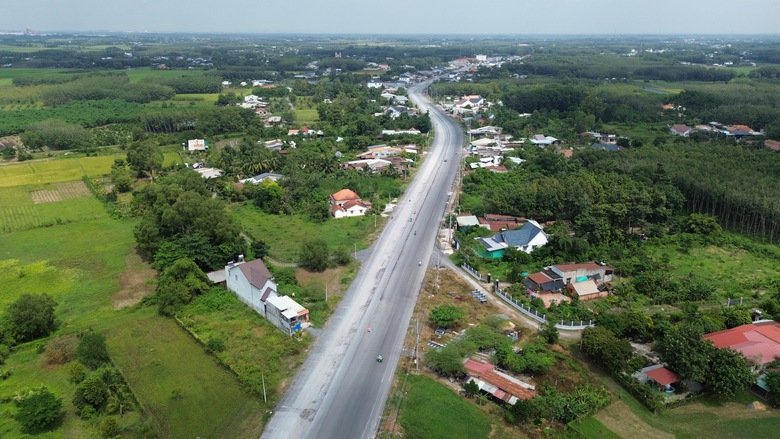 TP.HCM chi 1.806 tỷ đồng hỗ trợ Tây Ninh GPMB cao tốc TP.HCM - Mộc Bài- Ảnh 2. TP.HCM chi 1.806 tỷ đồng hỗ trợ Tây Ninh GPMB cao tốc TP.HCM - Mộc Bài- Ảnh 2.