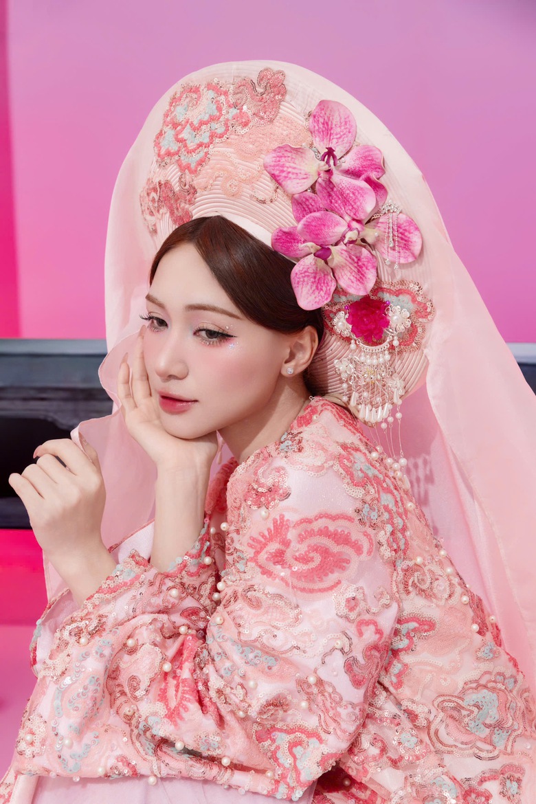 NTK Cao Minh Tiến kể tội H&ograve;a Minzy kh&oacute; t&iacute;nh trong thiết kế trang phục cho MV "Bắc Bling"- Ảnh 6.