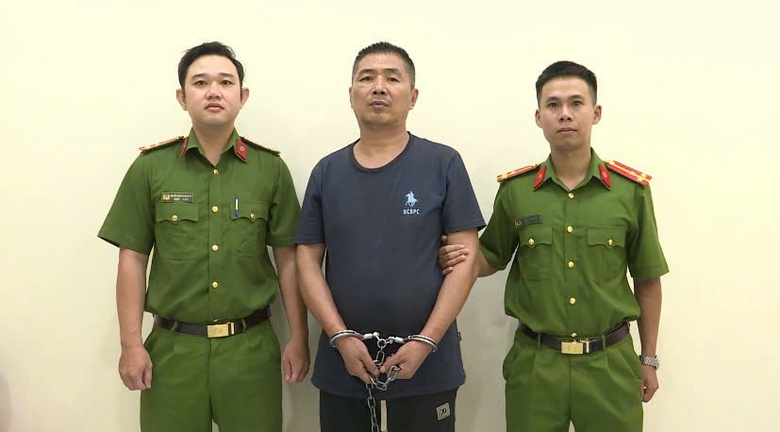 C&ocirc;ng an TP.HCM bắt giữ nh&oacute;m bắt c&oacute;c tống tiền, giải cứu con tin - Ảnh 1.