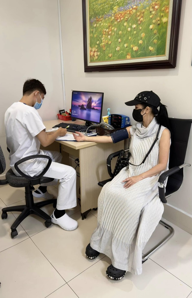 Diva Hồng Nhung bị ung thư: "T&ocirc;i bước v&agrave;o trải nghiệm rung chuyển thể x&aacute;c, tinh thần"- Ảnh 1.