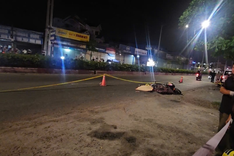 Xe tải va chạm xe máy ở Bình Dương, một người tử vong- Ảnh 1. Xe tải va chạm xe máy ở Bình Dương, một người tử vong- Ảnh 1.