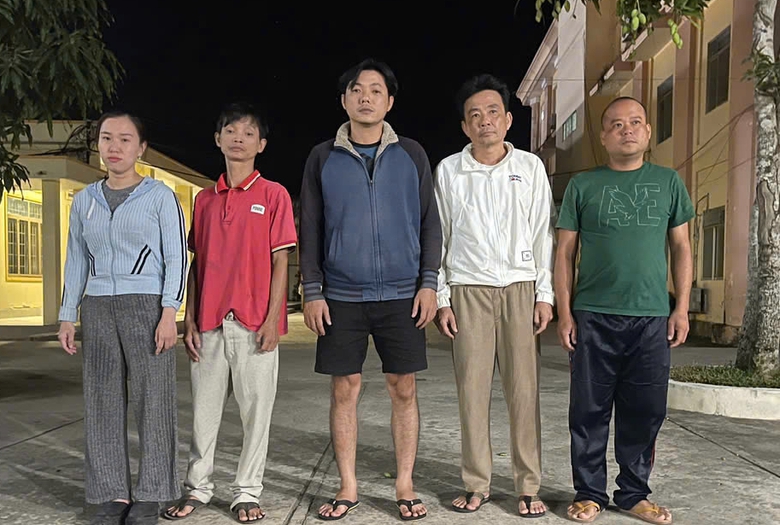 Kiên Giang: Phá đường dây cá độ bóng đá trăm tỷ- Ảnh 2. Kiên Giang: Phá đường dây cá độ bóng đá trăm tỷ- Ảnh 2.